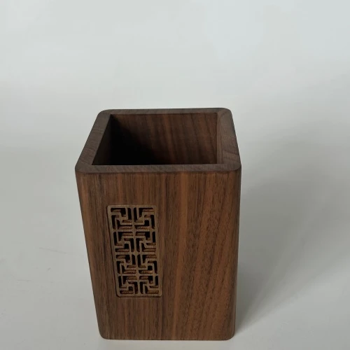 Walnut Pen Holder